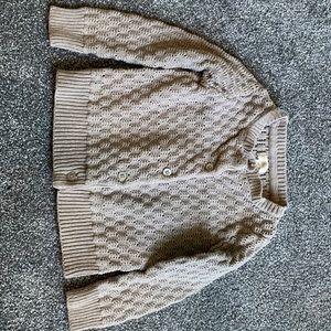 Toddler girls light grey button up cardigan. Gymboree brand. Size XS (4)